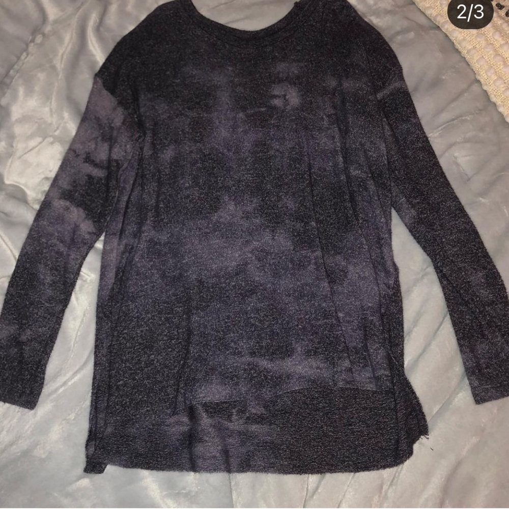 American Eagle plush tie dye shirt